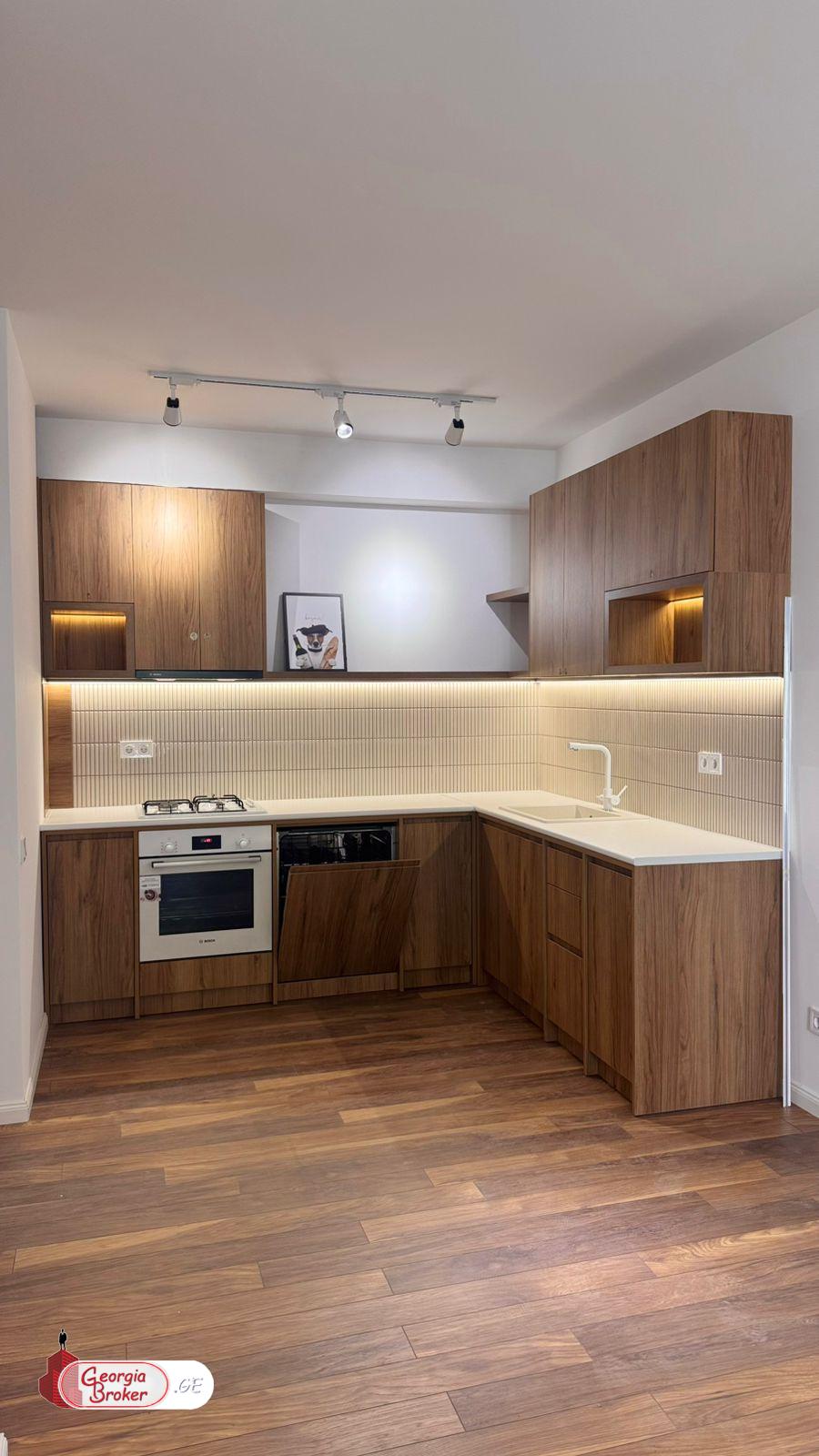 nearly repaired 2-room apartment for sale